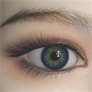 瞳の色:10