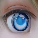 追加瞳の色:ブルー