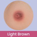 乳輪の色:ライトブラウン