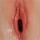 陰唇の色:レッド(シリコン)