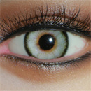 瞳の色:グレー