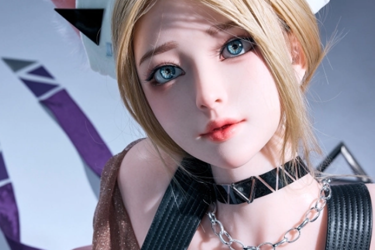 ラブドールの肌のベタつきを抑えるには何のパウダーを使うべきですか？