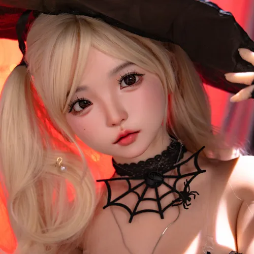 コスプレ小魔女セックスラブドール写真
