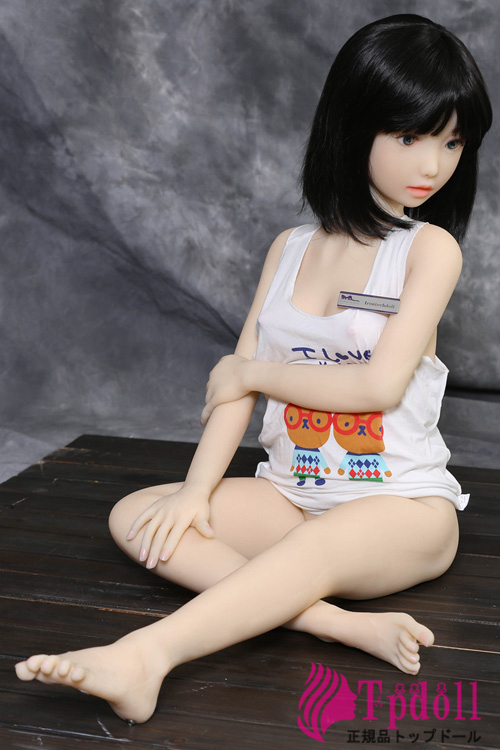 小さな胸TPE製ラブドール