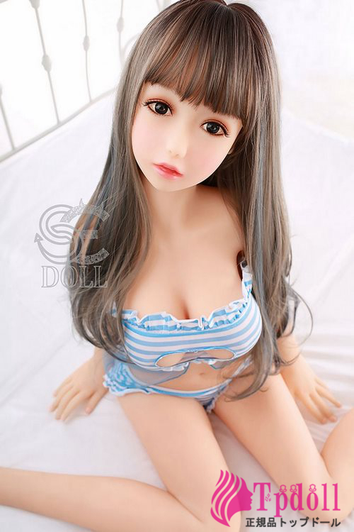 綺麗な美女ラブドール