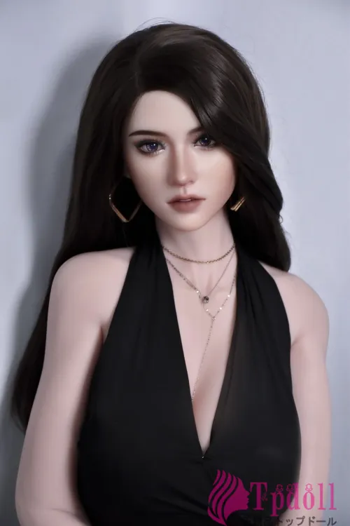 美人ラブドール