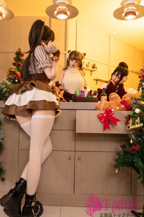 超 リアル な アダルト 人形