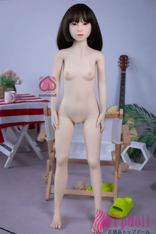 精巧 な ダッチワイフ 小さい胸