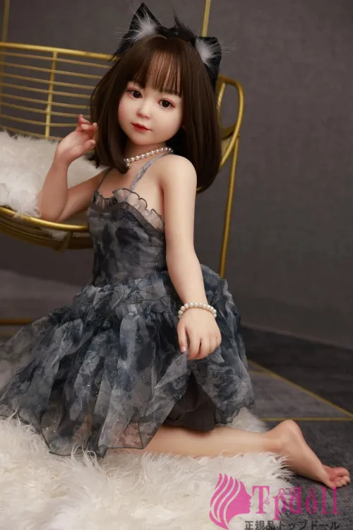 かわいい女の子ラブドール 