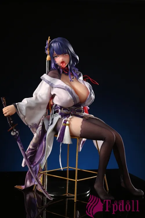 ゲームキャラクターラブドール