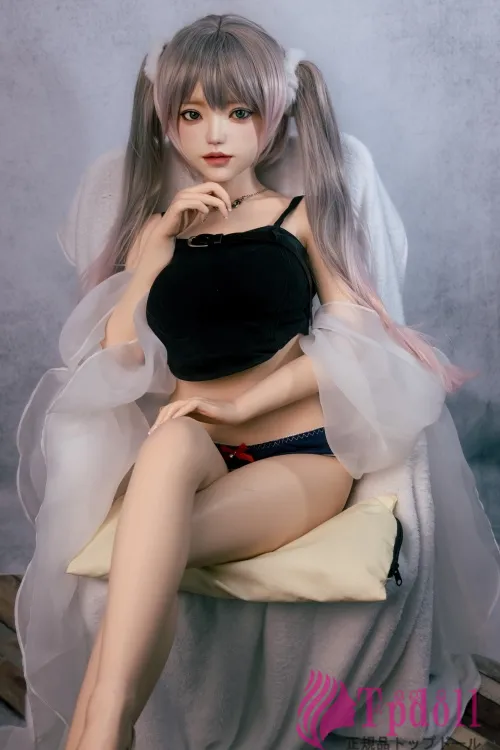 148cm純真な美女系等身大ドール