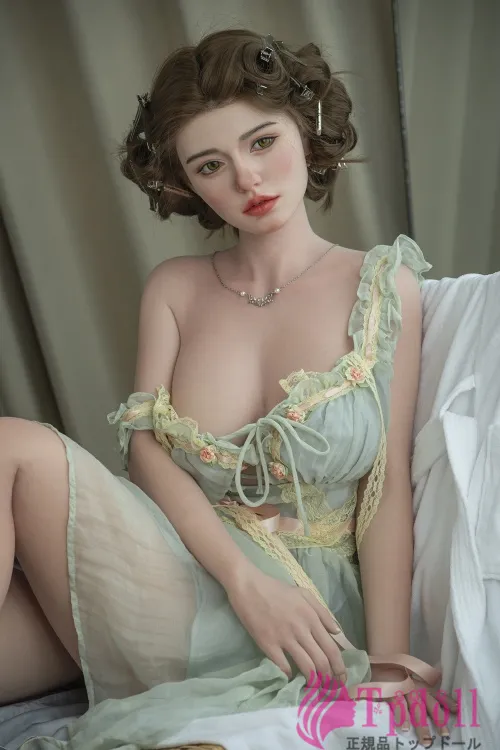 清楚系の女優シリコンドールStarpery 