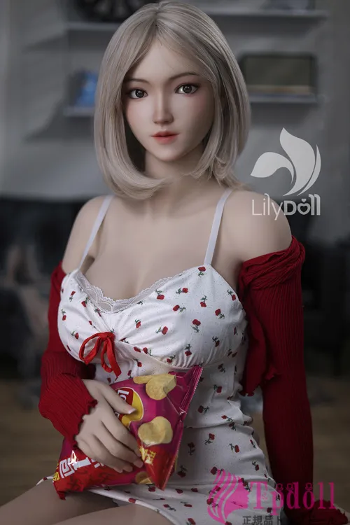 等身大リアルドールLilyDoll