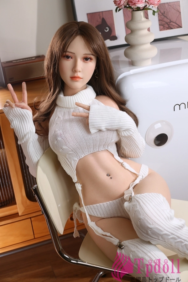 菜生実 曲線美 セックス 人形