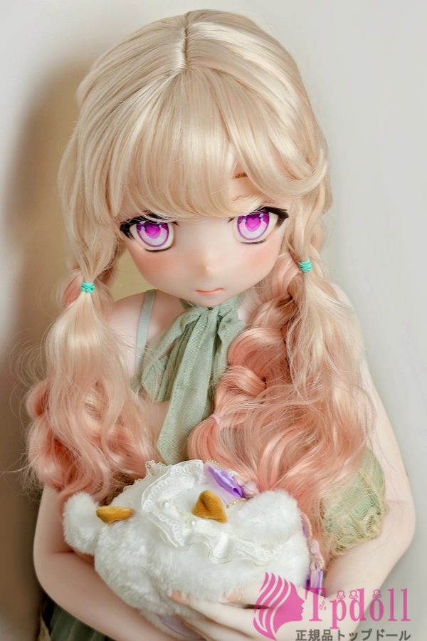 Elsa Babe 無邪気な顔 セツクス ドール