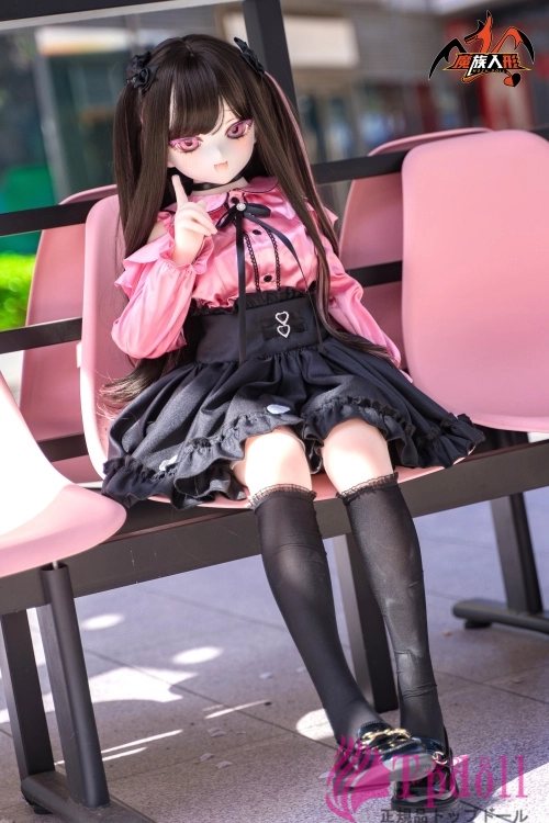 制服美少女アニメドール魔族人形
