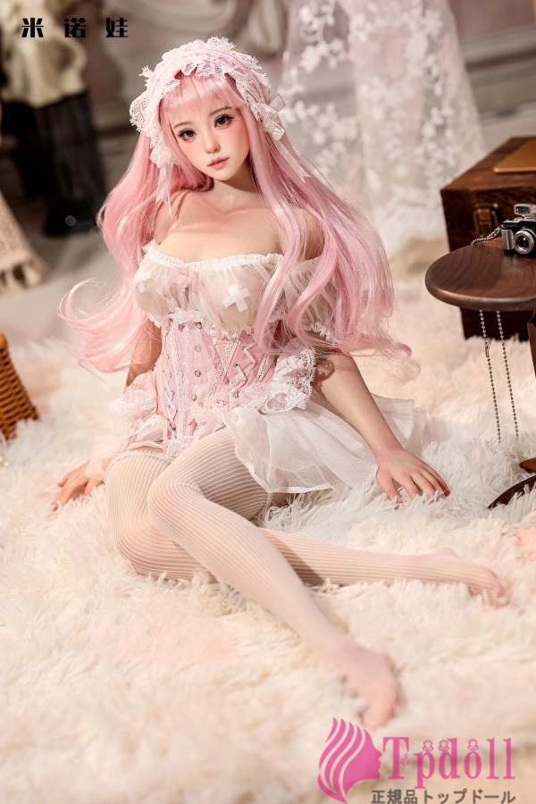 小柄 美由 ラブドール