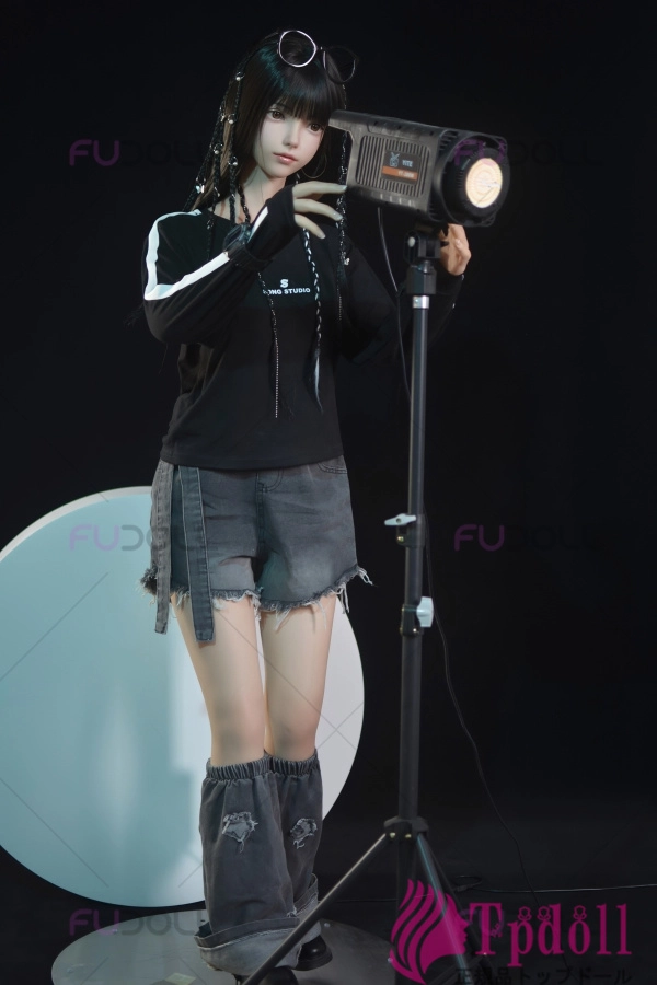 150cm清楚系ラブドールFU DOLL 