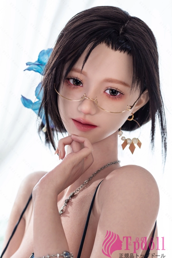 Bezlya Doll 鋼本娘子シリコン製リアルドールGカップ