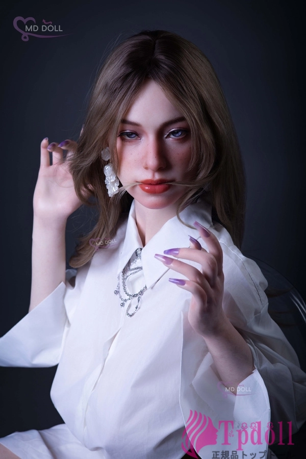 シリコン製ダッチワイフMD DOLL