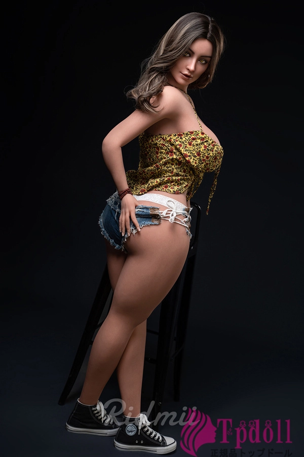 爆乳ラブドールRIDMII