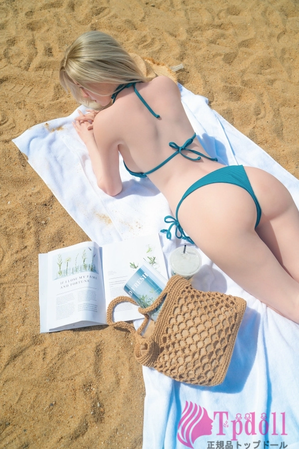 小枝佳シームレスヘッドとボディの一体型人形