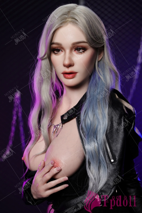 Kumi 163cmフルシリコン製等身大ドール