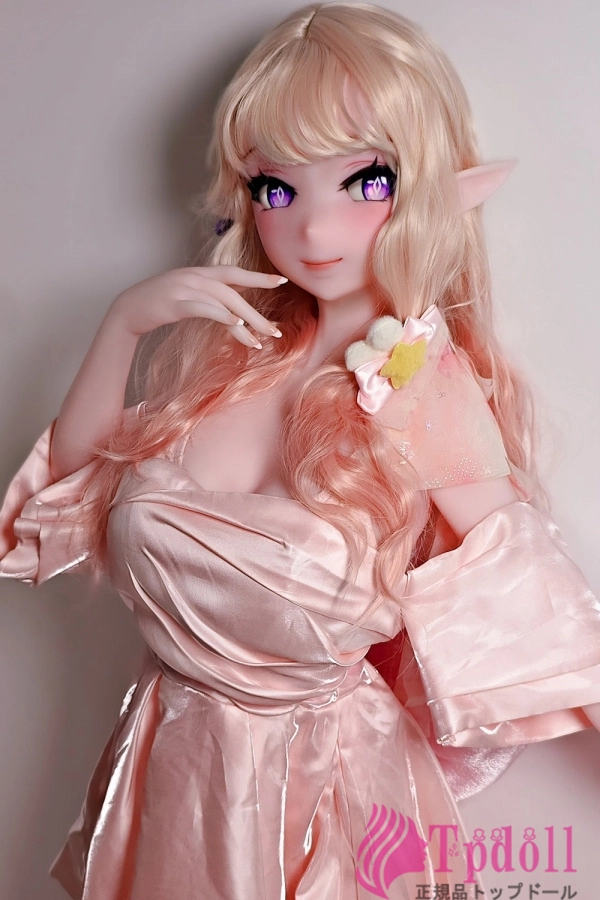 大胸 アニメ顔ラブドール愛原空美