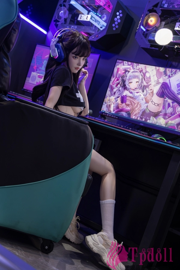 Ida 甘美な萌え系セックスラブドール