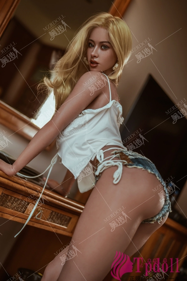 小麦肌 Beyonceダッチワイフ