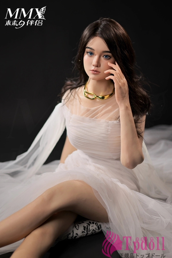 小橘子 白いスカートを着た美女ラブドール