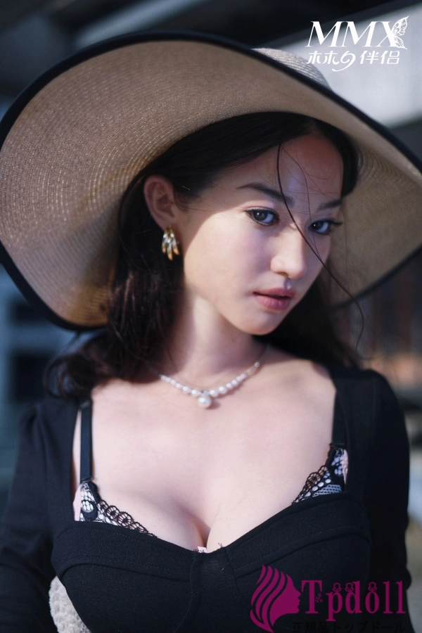 Fカップ熟女大人のドールMMXDOLL