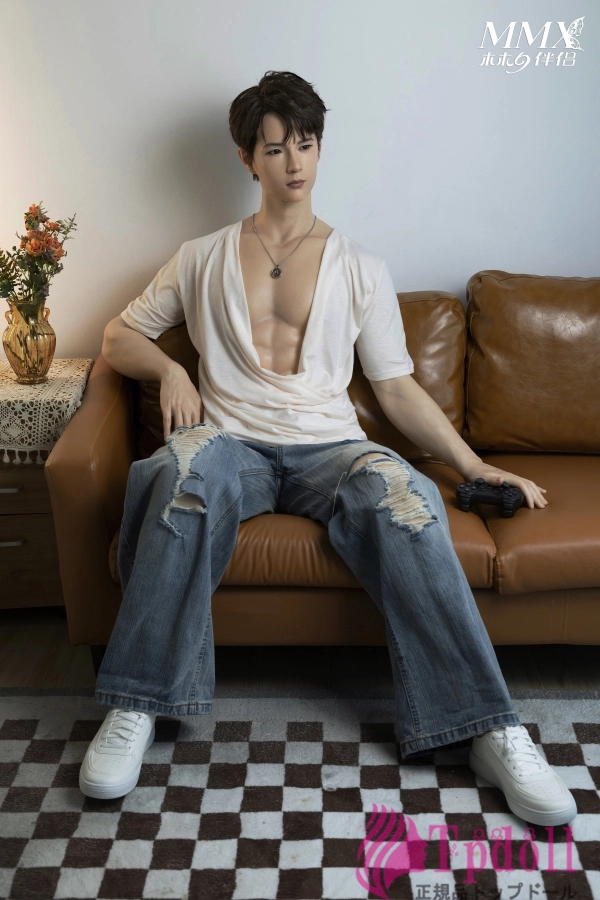 子謙 大人の魅力漂う男ラブドール