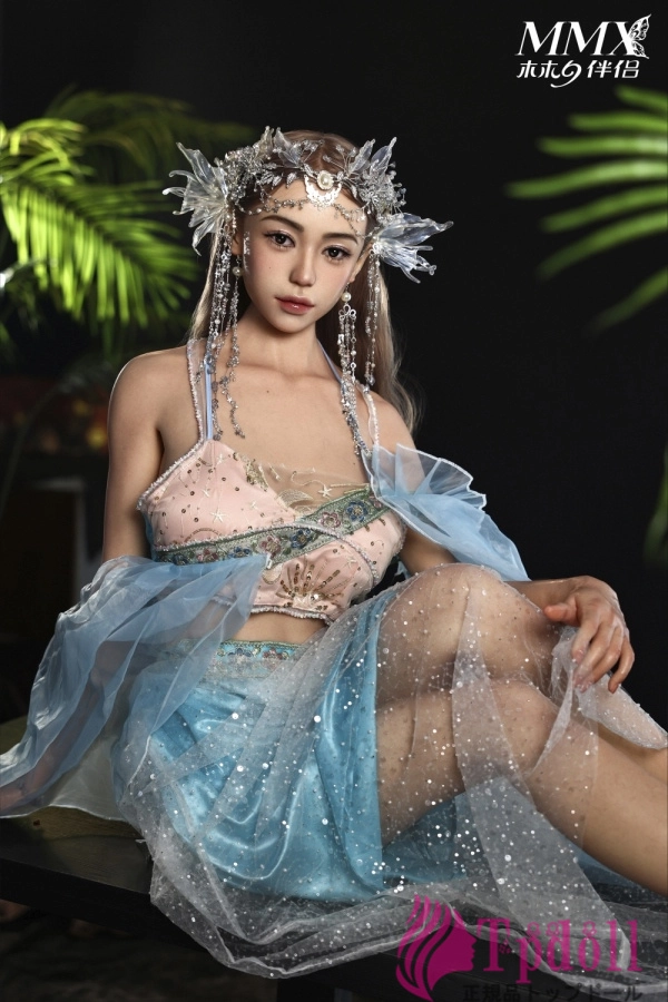 夢瑤 清楚かつ妖艶な魅力を持つラブドール