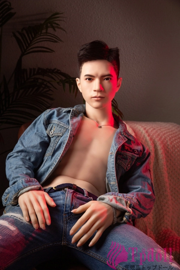 筋肉イケメンダッチワイフQITA DOLL