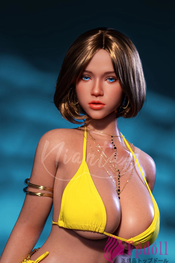 Emily Fカップシリコン製ダッチワイフNianta Doll