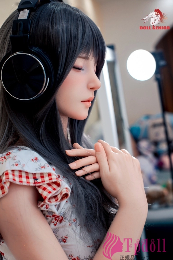 瞑り目ラブドール Doll Senior