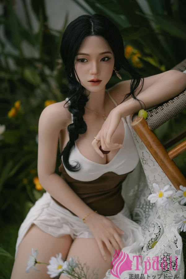 上品な魅力を放つ美人ラブドールSY DOLL