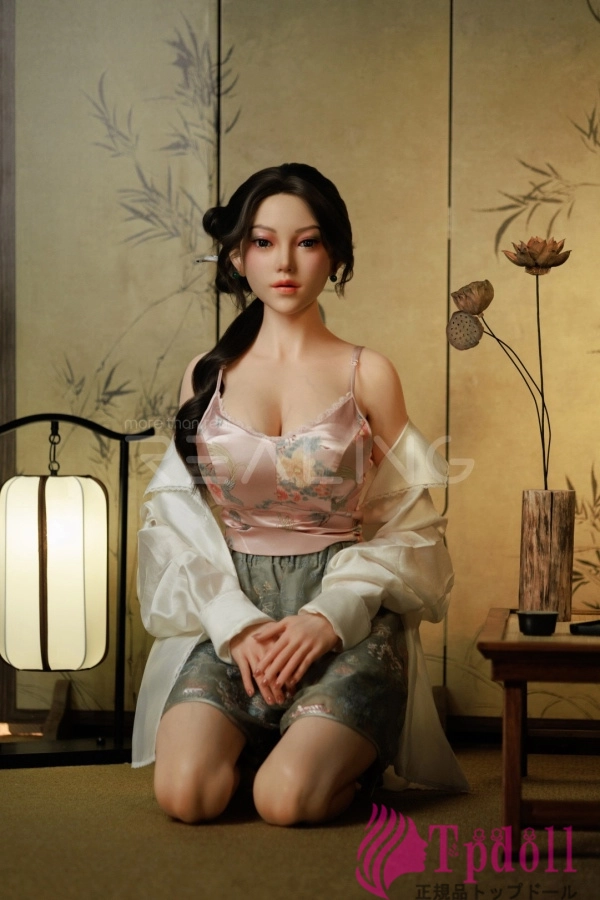 166cmお姉さん系ダッチワイフRealing