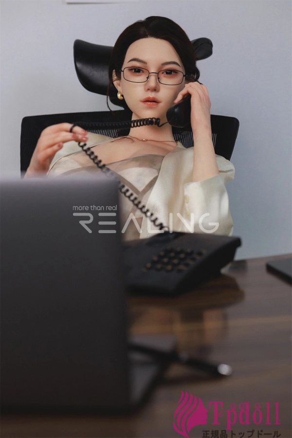 Realing シリコン製ギャル系ラブドール