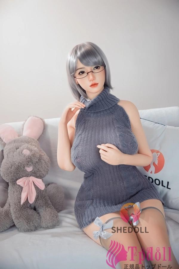 SHE DOLL ラブドールリアルな皮膚メイク付き