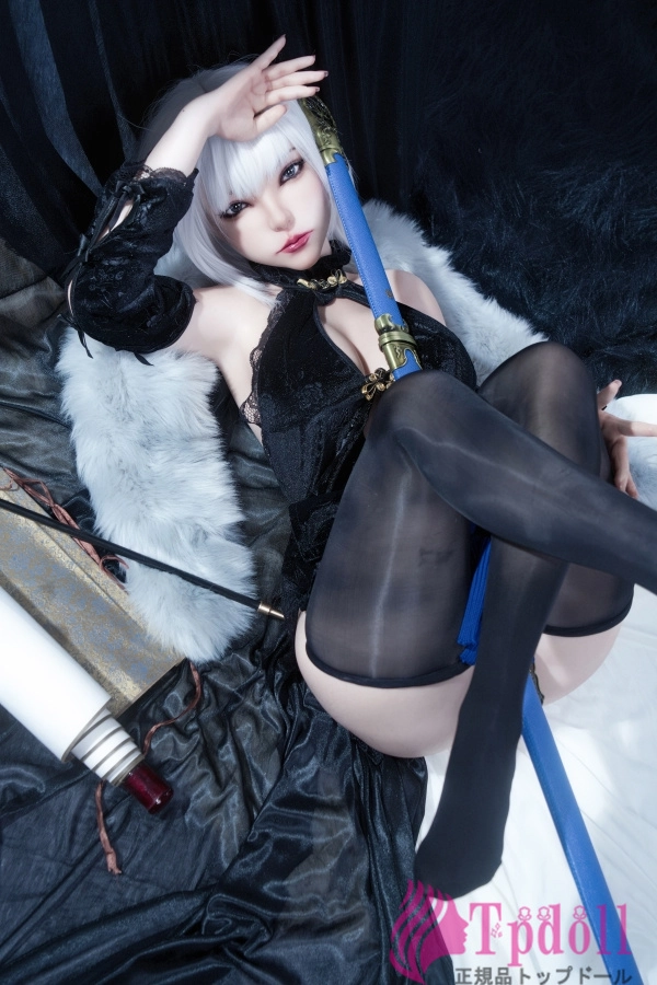 YUEDOLL シームレスヘッドとボディの一体型リアル ドール