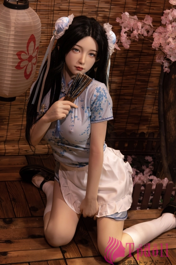 スレンダー美人ラブドールXYDOLL