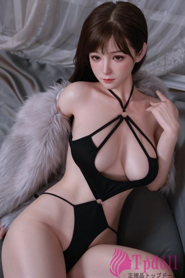 Hebe 魅惑的な美人姉ダッチワイフ