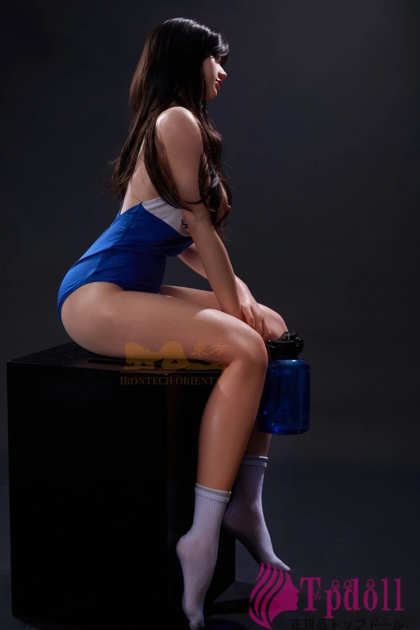 スポーツ系 ダッチワイフIrontech Doll