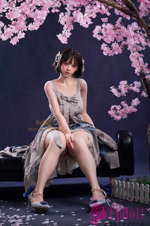 フルシリコン製 等身大ダッチワイフIrontech Doll