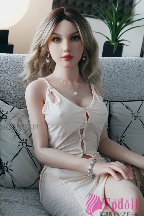 綺麗美人ダッチワイフNormon Doll Tammy