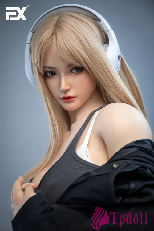 巨乳熟女ラブドールEXDOLL