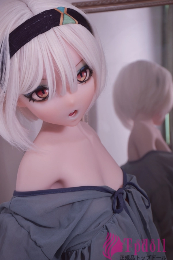 桜空翼  アニメ リアル な ダッチワイフElsa Babe