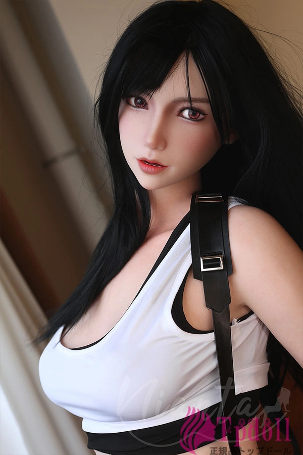 Rina Crossティファコスプレラブドール